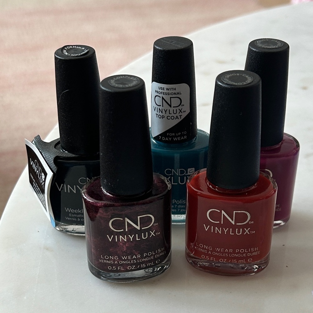 CND VINYLUX Nail Polish Set 0.5 oz